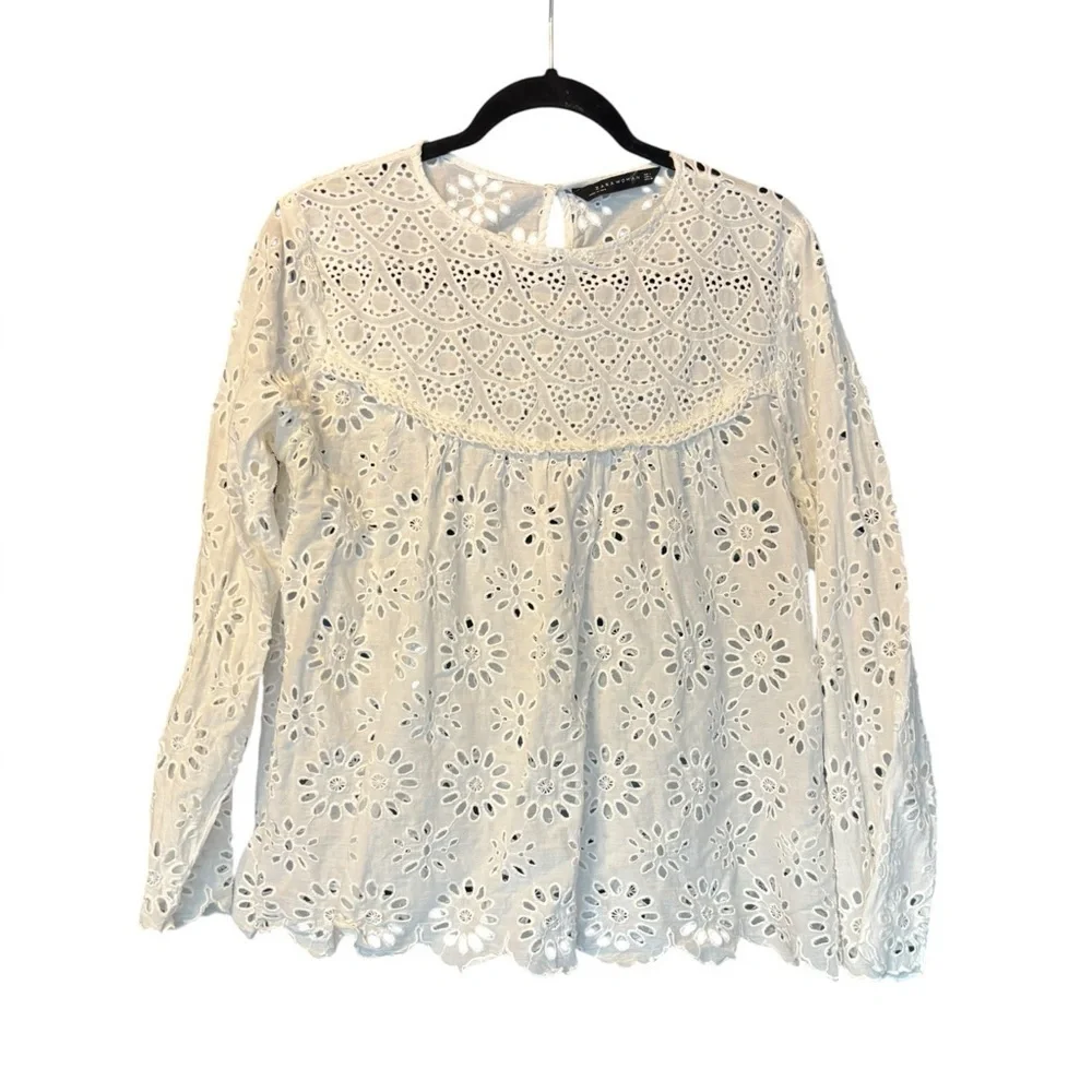 Zara Woman Long Sleeve Eyelet Ruffle Blouse Size Large - Excellent Condition